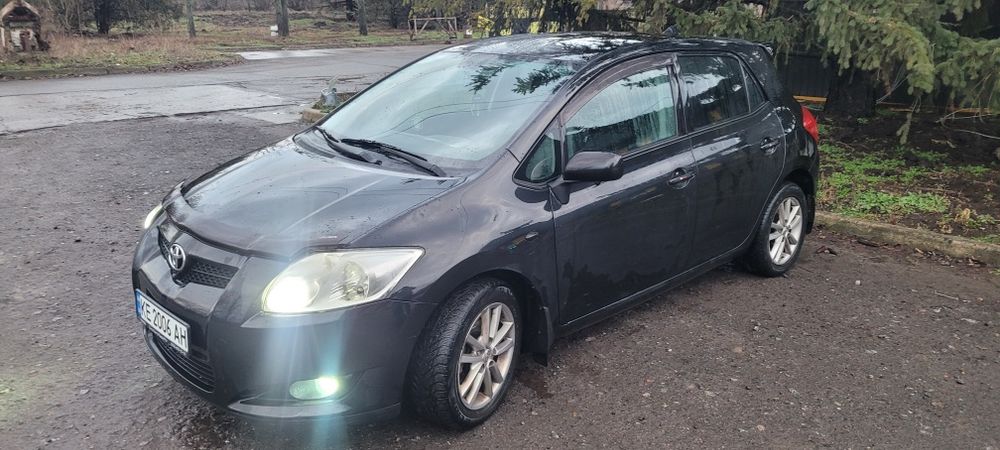 Toyota ayris 2009 г.в. 1.8, 147 л.с.