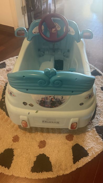 Carro electrico frozen