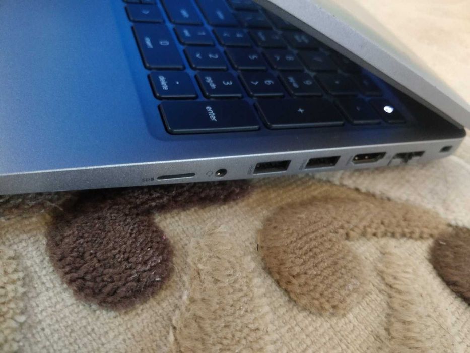 Ноутбук Dell Latitude 5520 i5-1135-16-256