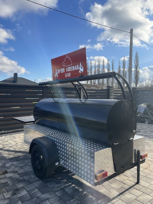 Виготовляємо та продаємо BBQ смокери й бочки  на колесах!