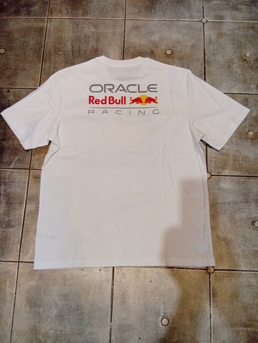 F-1 Red Bull. Нові,котон.