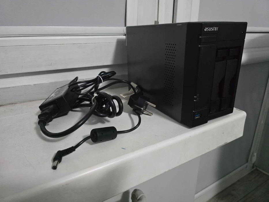 NAS Asustor AS6102T 2GB