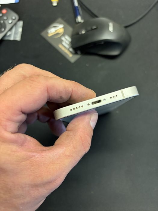 Iphone 14 stan bardzo dobry