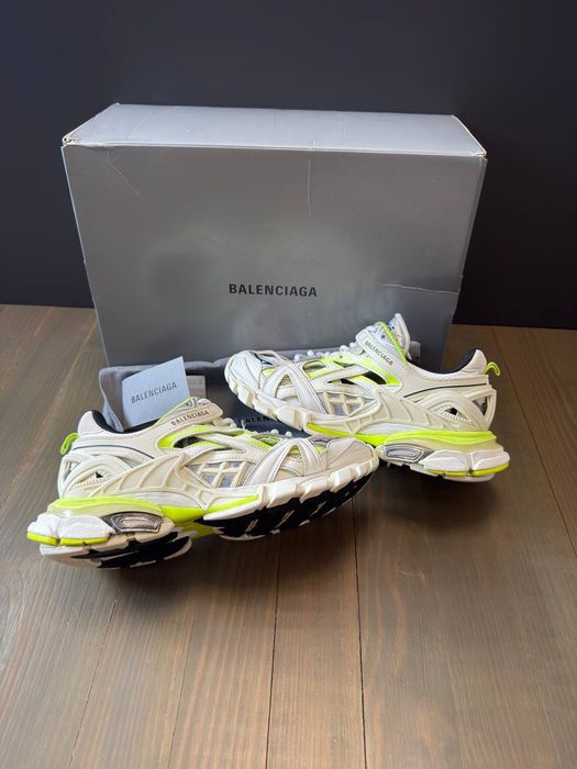 Balenciaga track 2