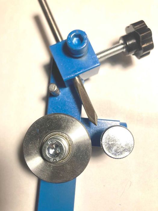 Съёмник изоляции проводов