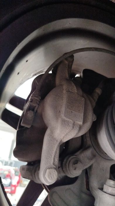 Pinça travão / maxila de travão frente direita MERCEDES-BENZ Classe A