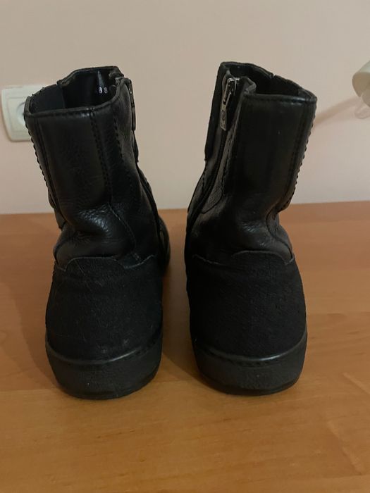 Зимові чоловічі черевики чорного кольору