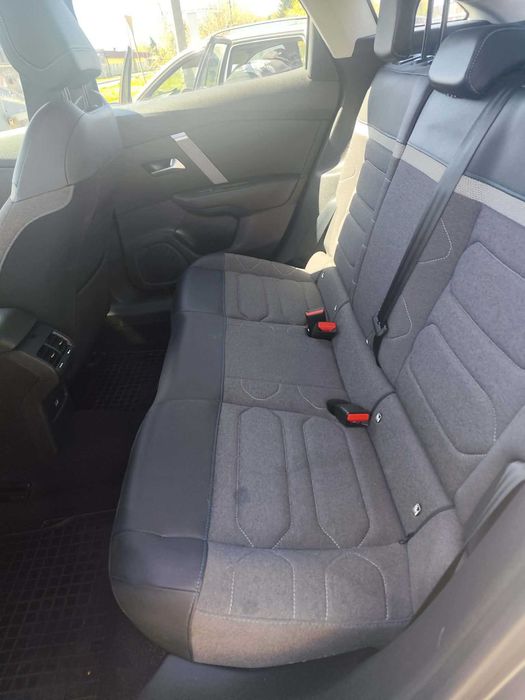Sprzedam Citroen C4  cena do negocjacji.
