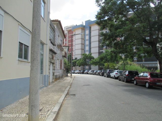 Apartamento T4 na Alameda da Conchada