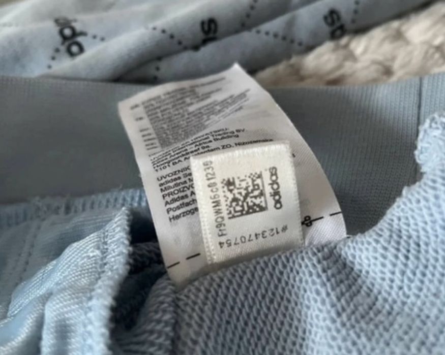 Bluza adidas kaptur błękitna napisy