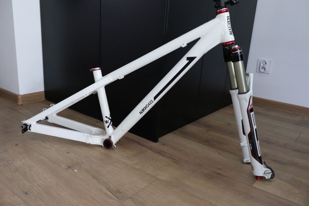 Frameset Rama + amortyzator Dirt Pumptrack
