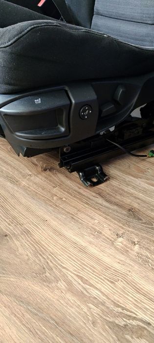 Fotele, siedzenia sportsitze BMW e61 przedlift, boczki komplet