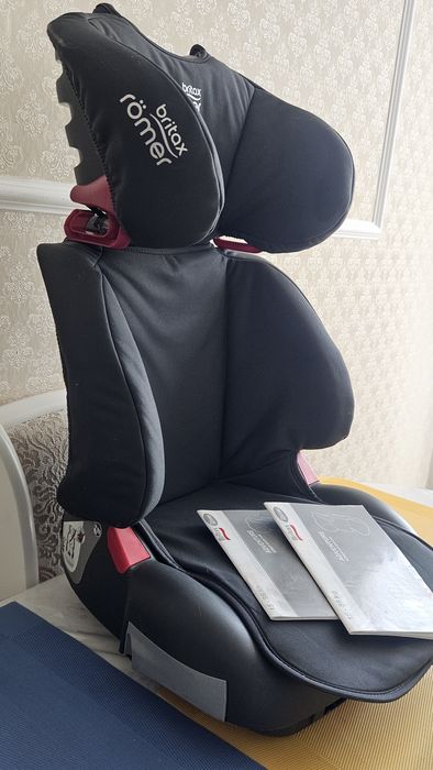Автокрісло britax romer 15-36 кг