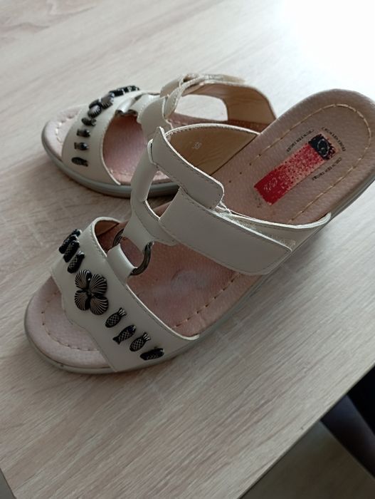 Buty klapki damskie 37