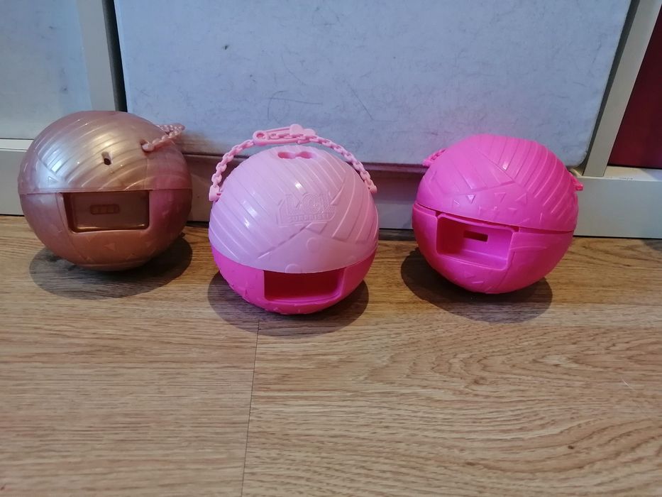 Bonecas LOL + bolas64409556090243122