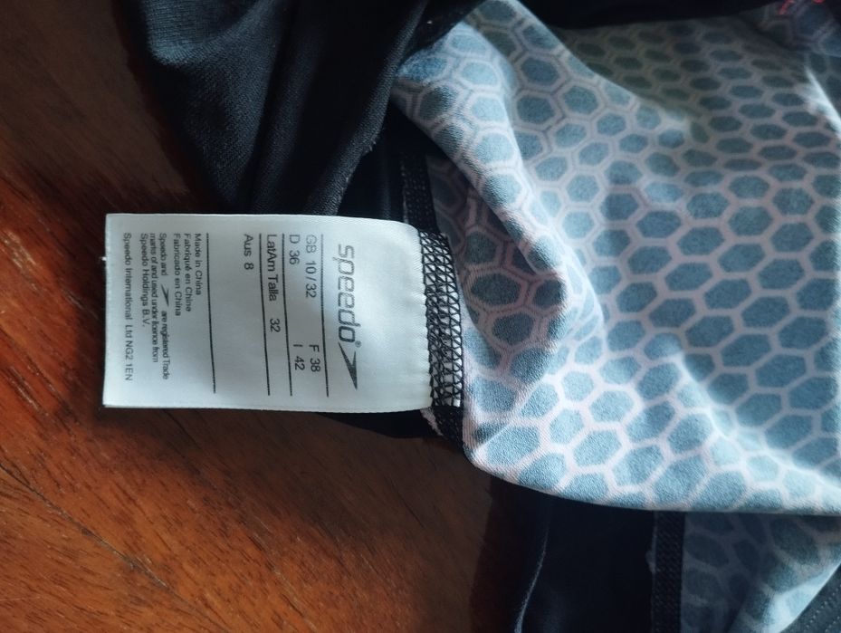 Kostium kąpielowy jednoczęściowy Speedo R 36