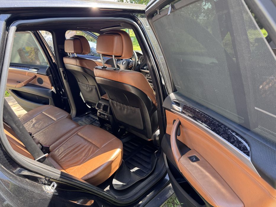 Продам BMW X5 E70