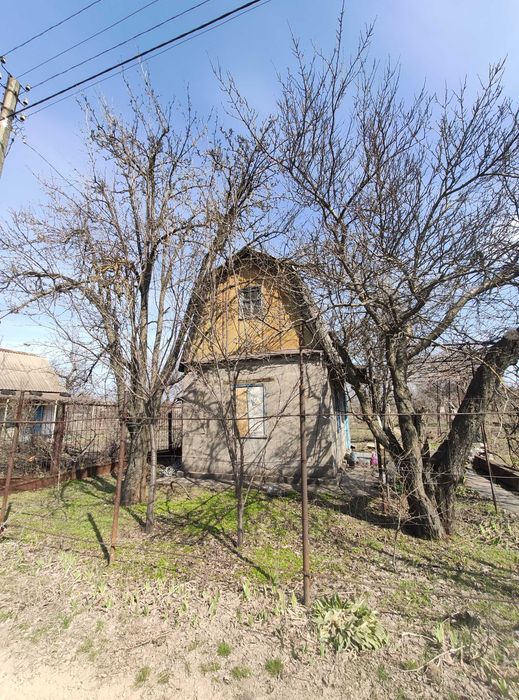 Продам дачу в Долгинцевском районе