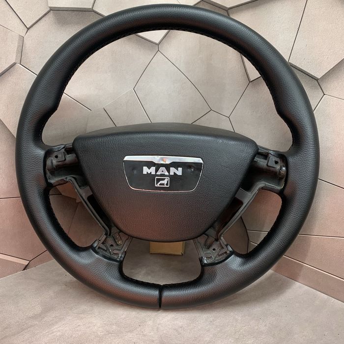 Перетягнутий руль МАН TGA TGX на обмін