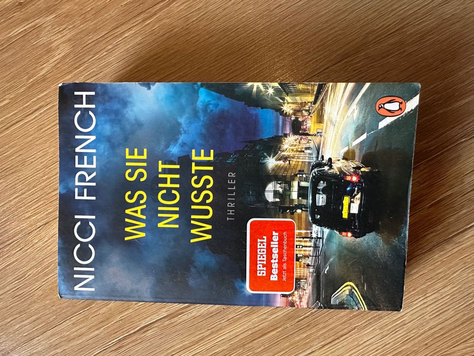 Książka po niemiecku Nicci French Was sie nichts wusste Thriller