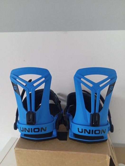 Wiązania snowboardowe union flite pro nowe M męskie snowboard Burton