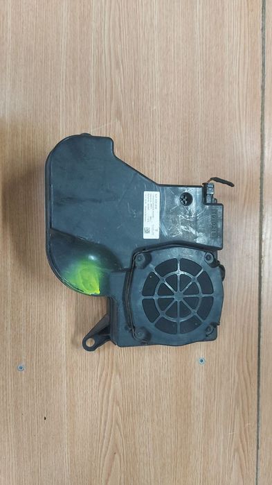 Porsche taycan динамік імітатор звука двигуна 9j1035916