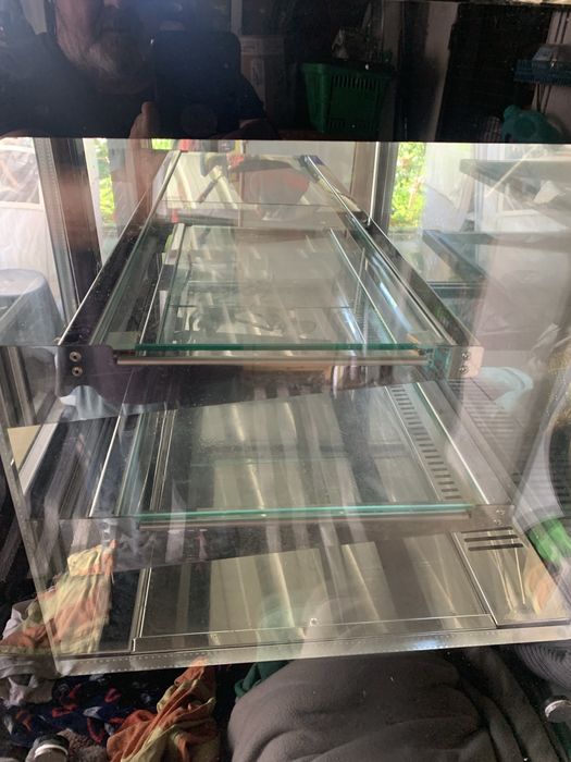 Vitrine  de duas prateleiras ventilada quente e frio