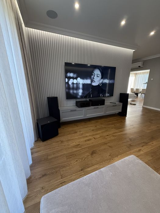 Продаж сучасного котеджу Зубра