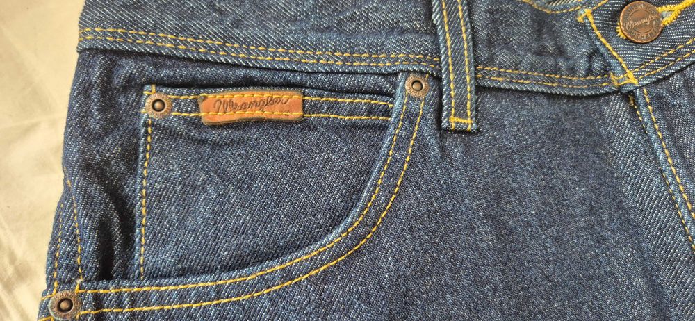 NOWE jeansy męskie klasyk WRANGLER pas-86 dł.-110cm granatowe Warszawa