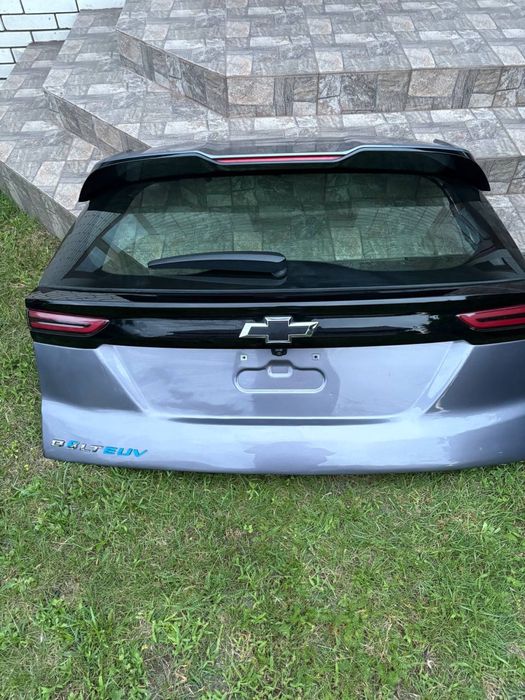 Ляда, задній багажник Chevrolet Bolt EUV 2022