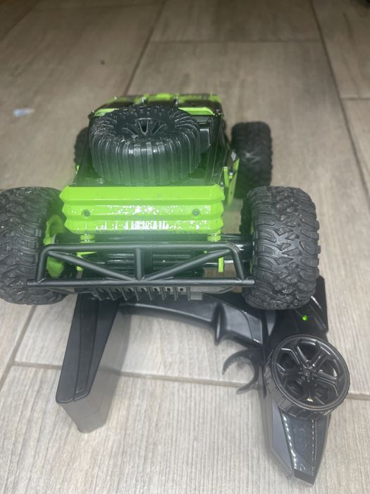 Auto zdalnie sterowane terenowe