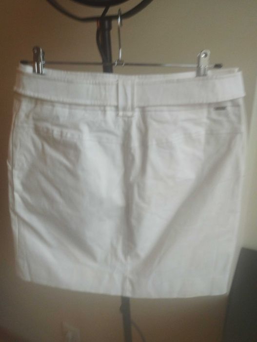 Saia branca Senhora nova