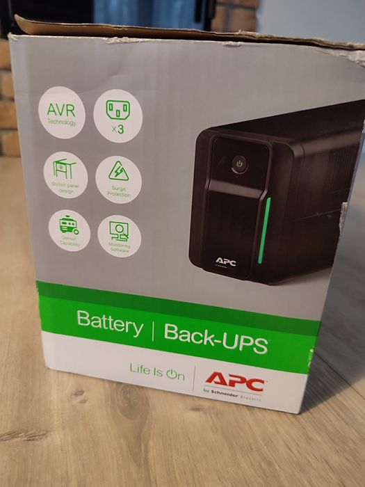 Zasilacz UPS APC back bx500MI 300W/500VA.
