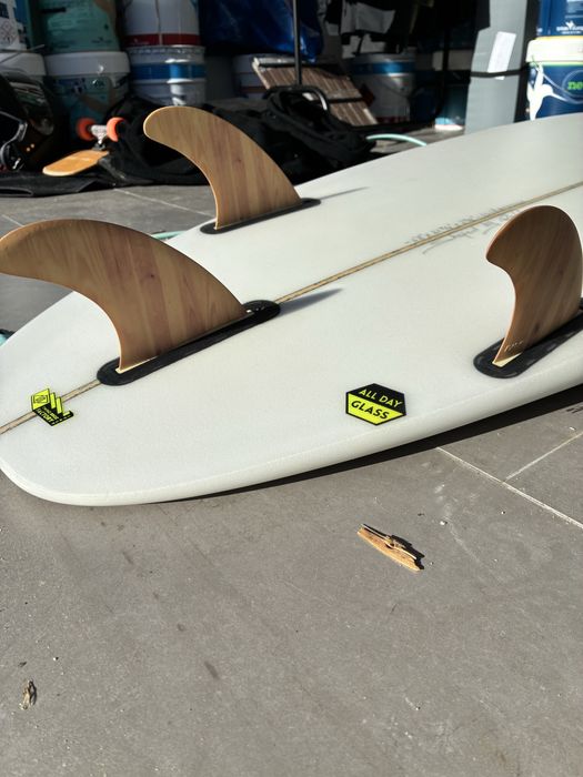 Prancha surf 6’8 usada apenas 1x