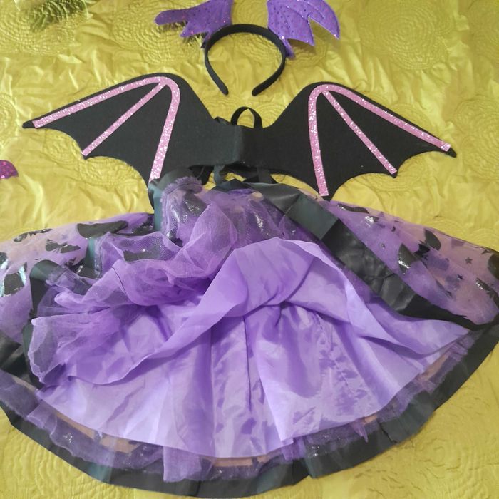 Fato de Halloween ou carnaval ugente despachar