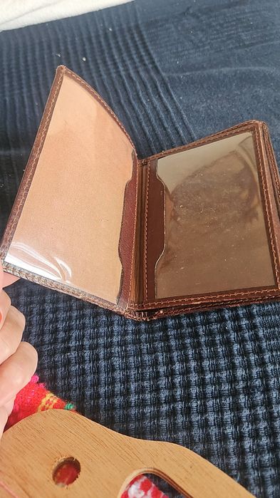 Carteira para documentos em pele