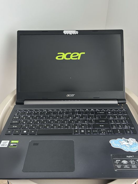 Acer Aspire 7 A715-75G-56AA