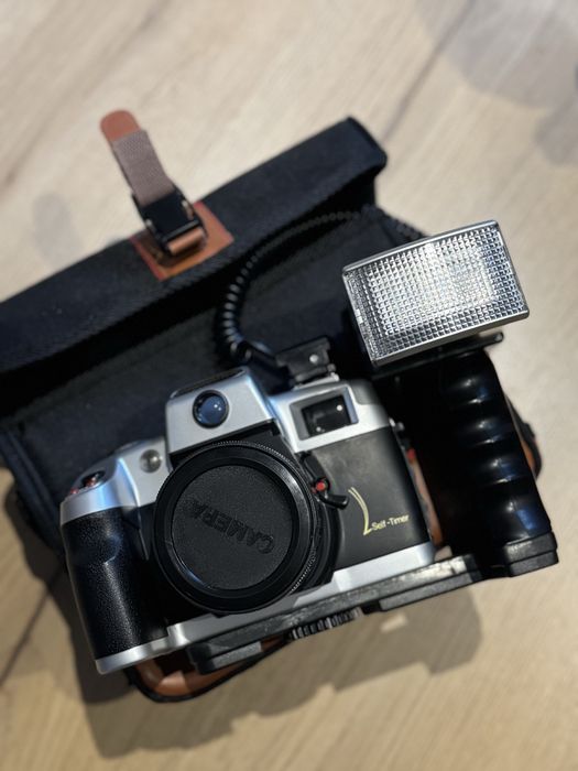 Фотоапарат плівковий Canomatic camera self-timer об'єктив optical lens