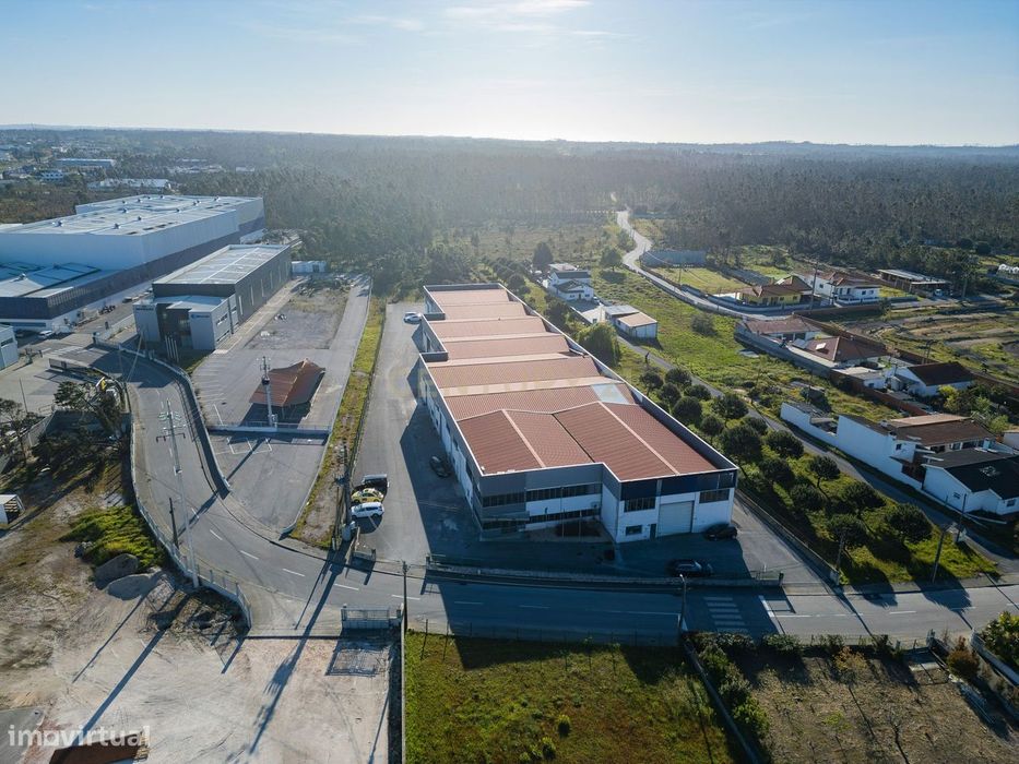 Armazém Funcional com Área Administrativa,  Zona Industrial da Moita