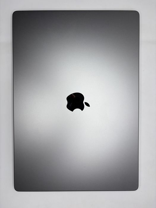 MacBook Pro Retina 16 2021 M1 Pro 16GB,1TB SSD Space
