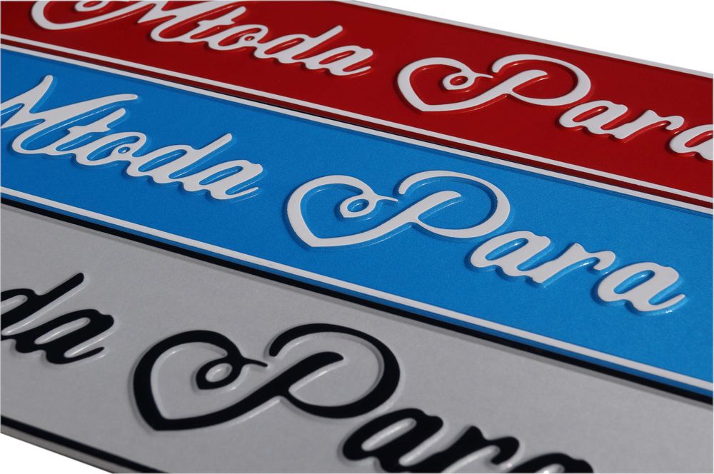 Tablice ślubne aluminiowe. Młoda Para Tłoczone