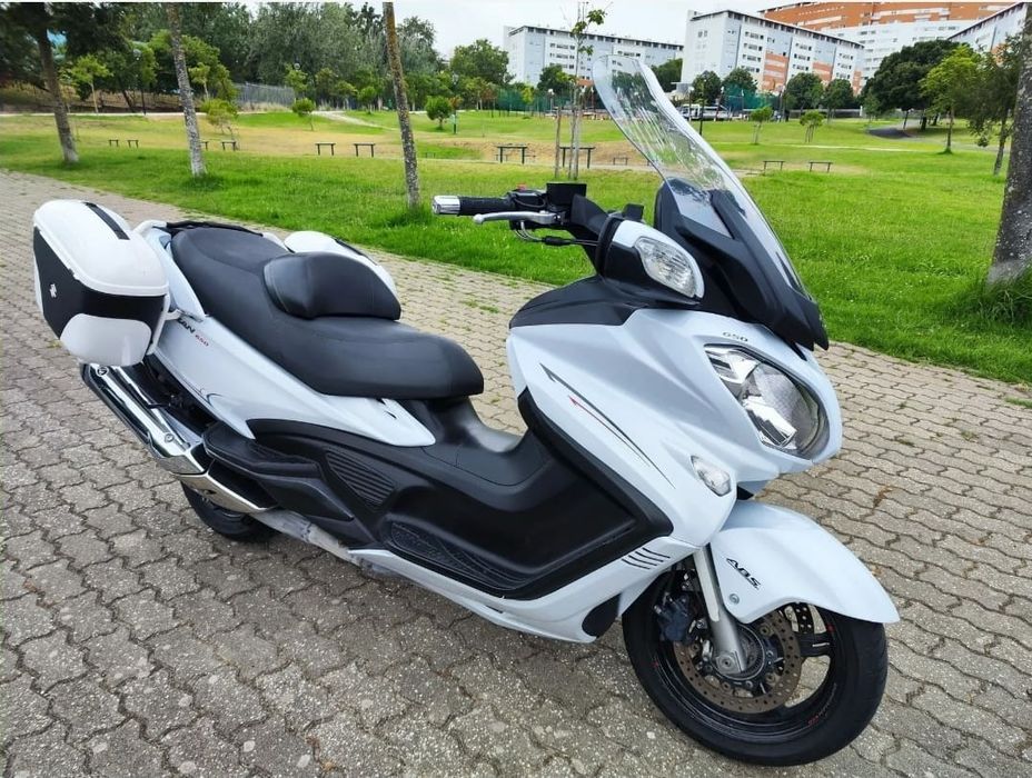 Susuky Burgman 650 ano 2014