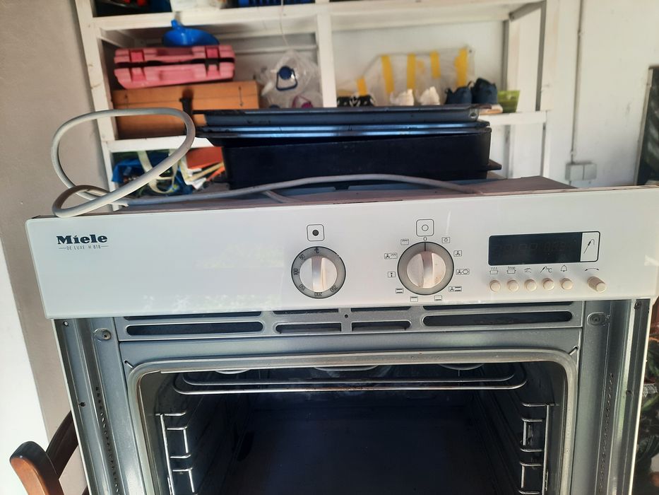 Forno Miele de Luxe H 818