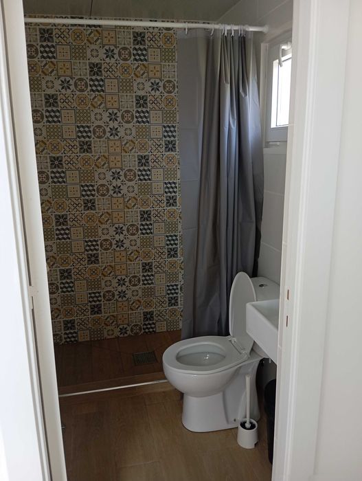 Alugo quarto no Furadouro