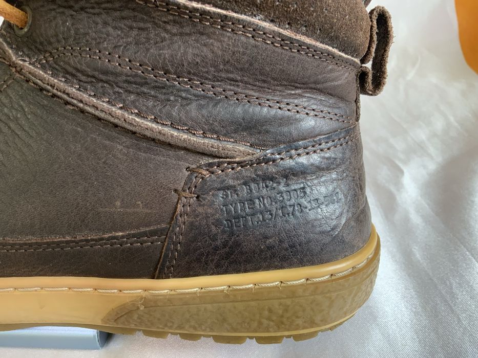 Теплющие фирменные кожаные зимние ботинки BB FootWear. Разм. 44/28.5см