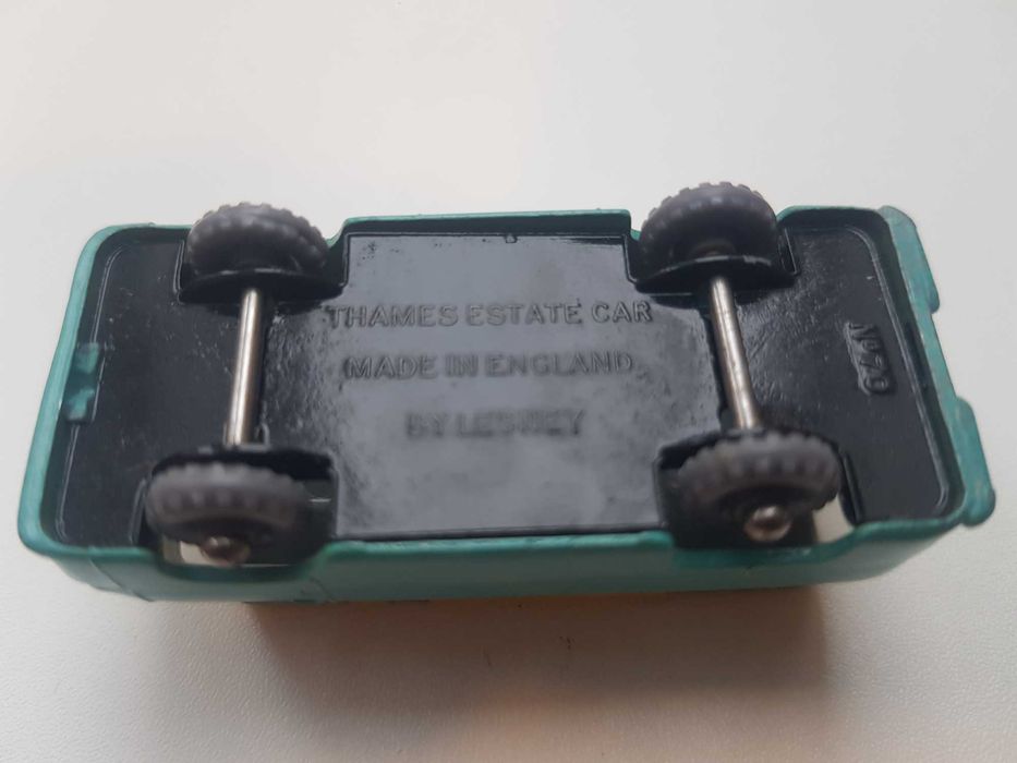 matchbox regular wheels nr 70 A, Ford Thames Estate Car, 1959 r.