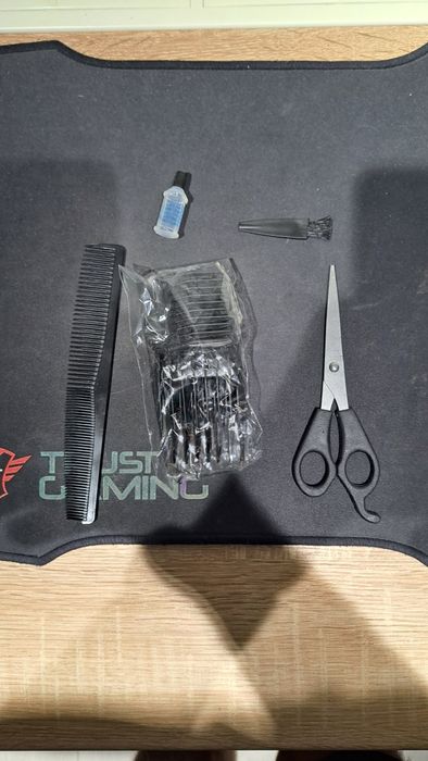 Машинка для підстригання волос