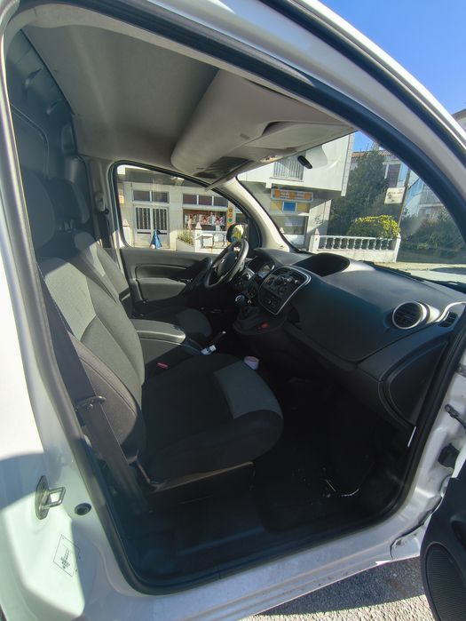 Carrinha Renault Kangoo