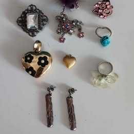 Adereços bijuterias vintage ~