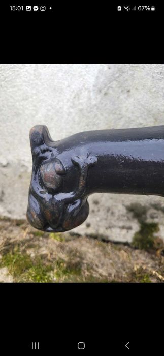 pompa żeliwna ozdobna